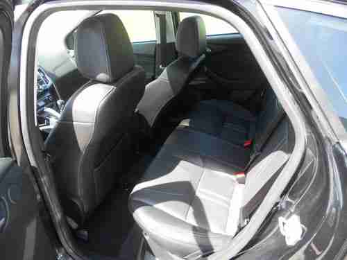 2012 FORD FOCUS TITANIUM HATCHBACK 2.OL/NO RESERVE/5 SPEED/NAVI/HTD LTHR/SUNROOF, image 9