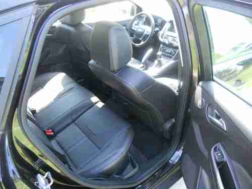 2012 FORD FOCUS TITANIUM HATCHBACK 2.OL/NO RESERVE/5 SPEED/NAVI/HTD LTHR/SUNROOF, image 11