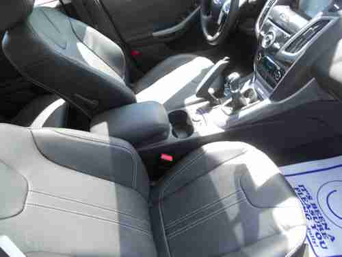 2012 FORD FOCUS TITANIUM HATCHBACK 2.OL/NO RESERVE/5 SPEED/NAVI/HTD LTHR/SUNROOF, image 14