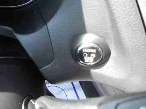 2012 FORD FOCUS TITANIUM HATCHBACK 2.OL/NO RESERVE/5 SPEED/NAVI/HTD LTHR/SUNROOF, image 18