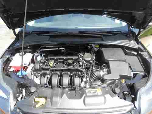 2012 FORD FOCUS TITANIUM HATCHBACK 2.OL/NO RESERVE/5 SPEED/NAVI/HTD LTHR/SUNROOF, image 19