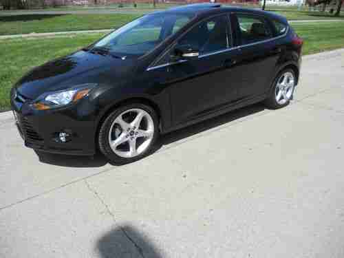 2012 FORD FOCUS TITANIUM HATCHBACK 2.OL/NO RESERVE/5 SPEED/NAVI/HTD LTHR/SUNROOF, image 20