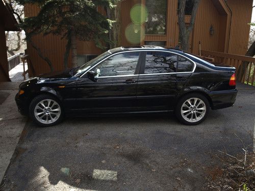 2004 bmw 330xi base sedan 4-door 3.0l