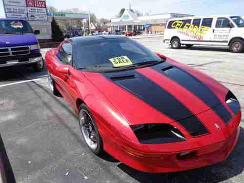 1995 Z28 CAMARO RED METAL FLAKE EXCELLENT CONDITION NO RESERVE, image 2