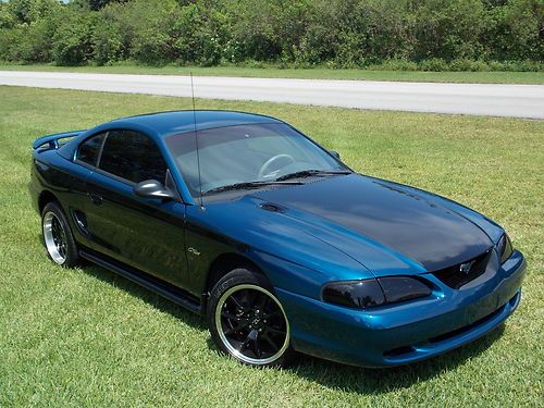 Prestine 98' mustang gt coupe, 5-speed, 81k original miles