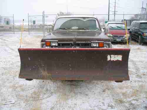 1979 Chevrolet K20 Cheyenne Cab & Chassis 2-Door 5.7L, image 2