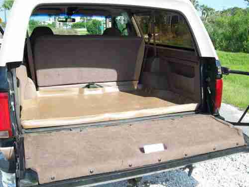 1996 Ford Bronco Eddie Bauer Sport Utility 2-Door 5.8L, image 7