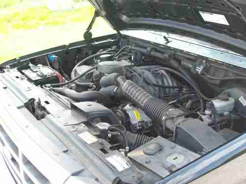 1996 Ford Bronco Eddie Bauer Sport Utility 2-Door 5.8L, image 17