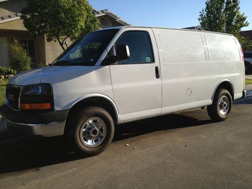 2007 gmc savana 3500 base extended cargo van 3-door 6.0l