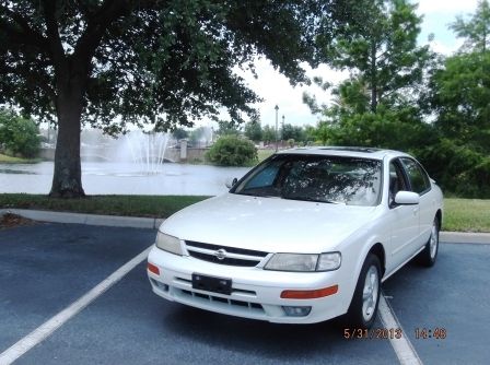 1999 nissan maxima se sedan 4-door 3.0l