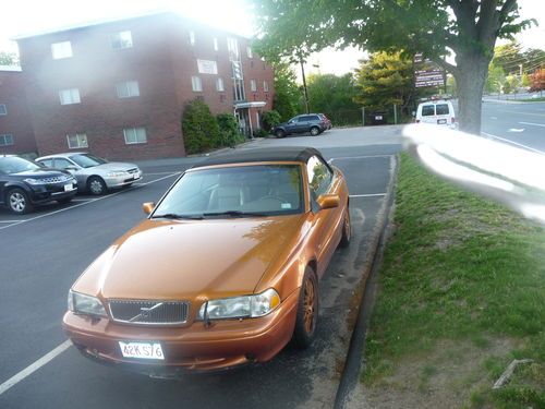 2000 volvo c70 base convertible 2-door 2.4l