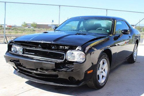 2010 dodge challenger se damaged salvage low miles runs priced to sell wont last