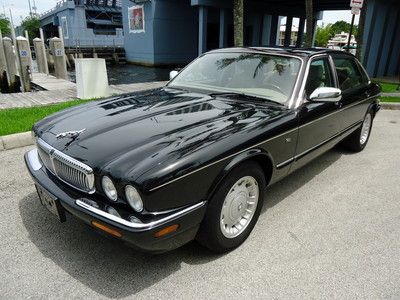 Florida 98 jaguar xj8 49,935 orig miles clean carfax no reserve