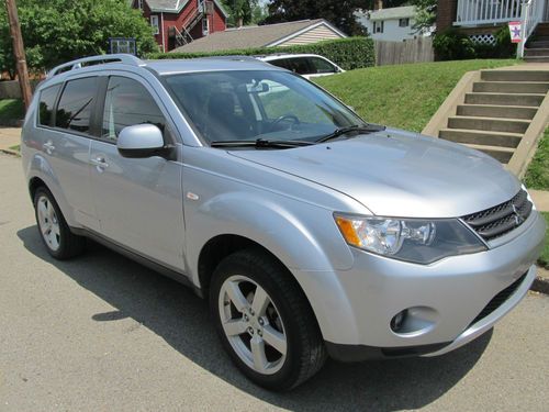2007 mitsubishi outlander 50200 miles great condition inside and out