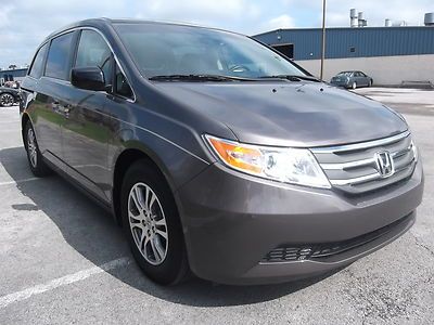 Honda odyssey exl 1 owner southern vehicle low miles nav moonroof coolbox allpwr