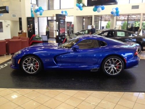 2013 srt viper gts in stock