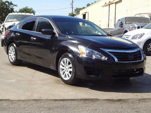 2013 nissan altima 2.5 s damaged salvage only 2k miles economical runs! l@@k!!