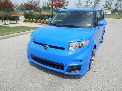 2011 scion xb. release series. leather. trd wheels. sunroof. kit. free shipping