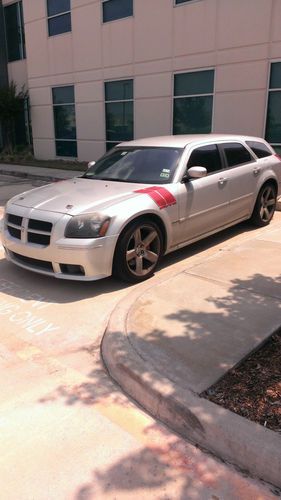 2007 dodge magnum srt8