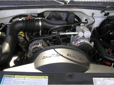 Reg. Cab 4X4 ABS Brakes AM/FM Radio Anti-Brake System: 4-Wheel ABS Driver Airbag, image 10