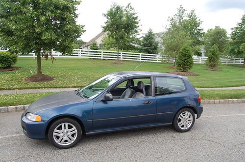 1992 Honda Civic Hatchback EG Clean Title & 5 Speed