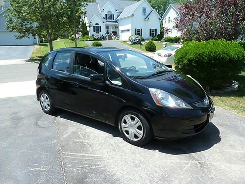 2009 honda fit base hatchback 4-door 1.5l