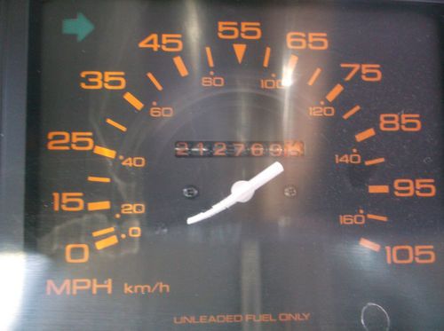 1989 Nissan Pick Up, NO RESERVE, image 3
