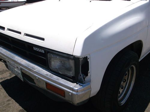 1989 Nissan Pick Up, NO RESERVE, image 15