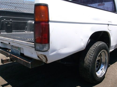 1989 Nissan Pick Up, NO RESERVE, image 20