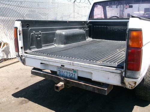 1989 Nissan Pick Up, NO RESERVE, image 22