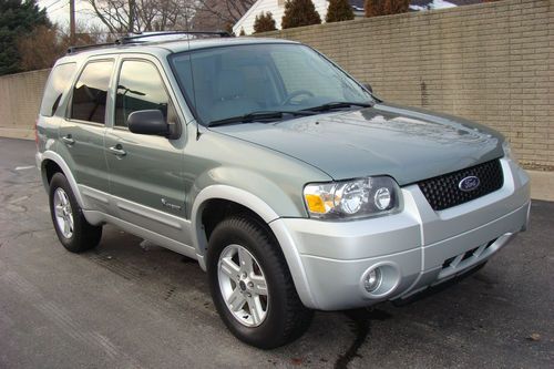 2005 ford escape hybrid sport utility 4-door 2.3l navigation