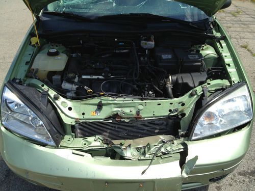 2007 Ford Focus SE Sedan, Power window/locks, Salvage, Damaged, Rebuildable, image 13