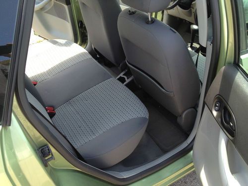 2007 Ford Focus SE Sedan, Power window/locks, Salvage, Damaged, Rebuildable, image 17