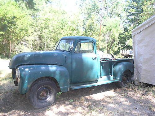 1952 Chevrolet 3/4T Pickup Truck 3600 Series Five window, image 2