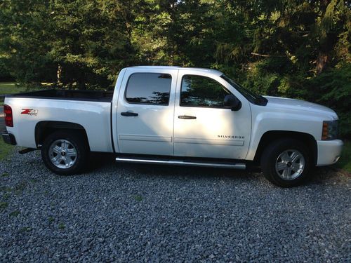 2011 chevrolet silverado 1500 lt crew cab pickup 4-door 5.3l