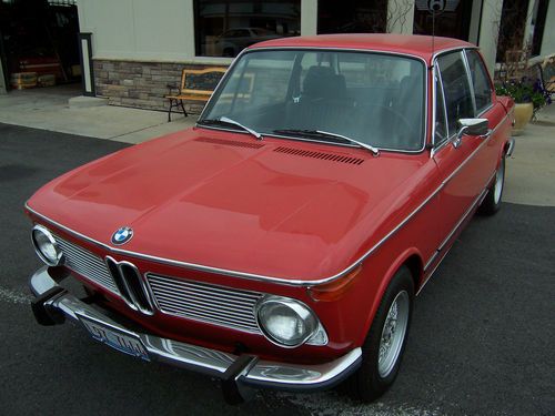 1972 bmw 2002 base sedan 2-door 2.0l