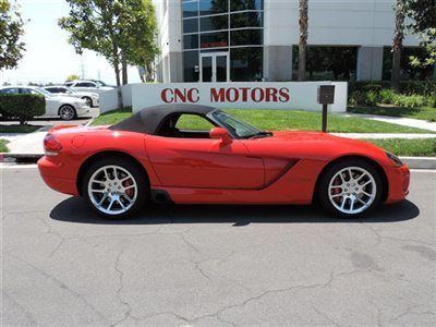 2004 dodge viper convertible srt10 / srt-10 / srt / 1,060 miles / price reduced