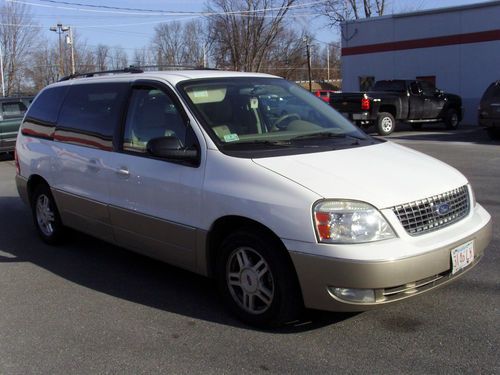 2004 ford freestar limited dvd leather loaded ,dual power sliding doors