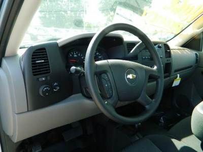 2012 chevrolet silverado 1500 wt standard cab pickup 2-door 4.8l