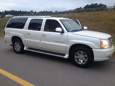 2006 cadillac escalade leather dvd navigation third row seating clean car