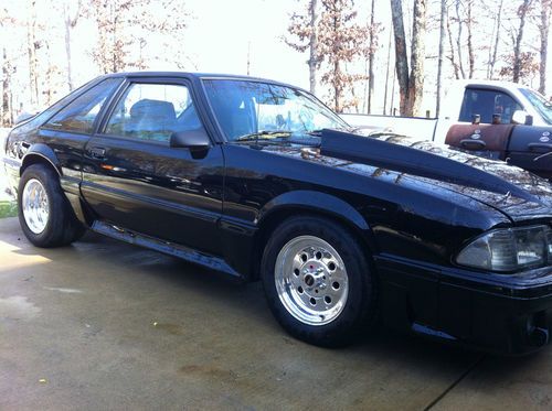 1987 ford mustang gt