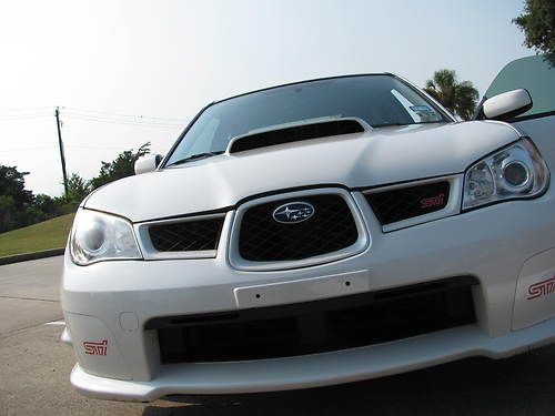 2007 white subaru wrx sti