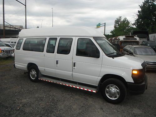 10 ford e-250 isle seating airport shuttle school bus seating 15 passenger