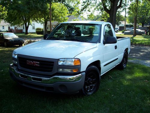 2006 gmc sierra sl 1500 comp cam, yank, flowmaster, nice!