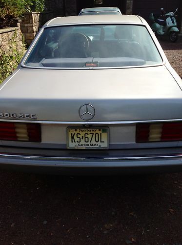 MERCEDES BENZ 1982 380 SEC 2 DOOR COUPE ESTATE SALE NO RESERVE HIGHEST BID WINS, image 4