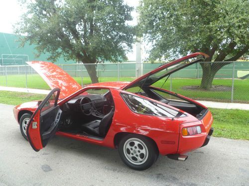 Porsche 928 mint cond automatic low miles palm beach car no reseve must see