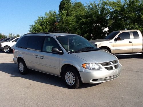 2005 dodge caravan 4dr grand se