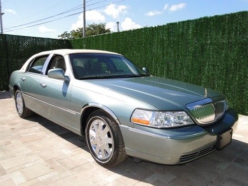 2005 lincoln town car signature - 4.6l v8 lthr sunroof pwr pkg low miles automat