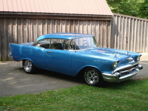 1957 Chevrolet Bel Air, 2 Door Hardtop, image 2