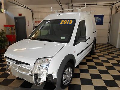 2013 ford transit connect  no reserve salvage rebuildable like new  good airbags